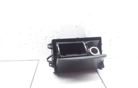 Ashtray (front)