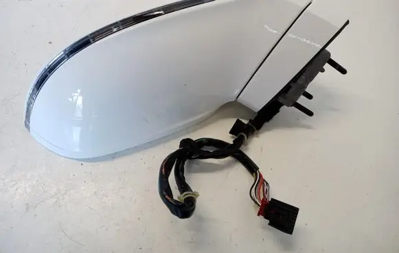 Audi A7 S7 4G Front door electric wing mirror 