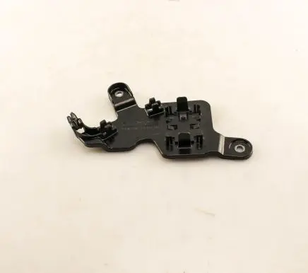 Mercedes-Benz GLE W167 Other engine bay part A2561593500