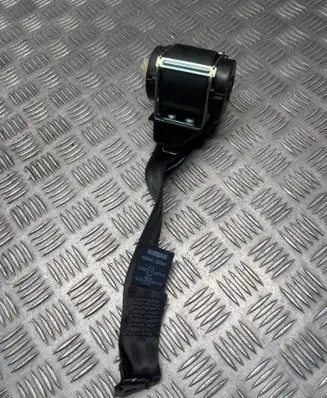 Nissan Qashqai Rear seatbelt 88844JD000 E9047135