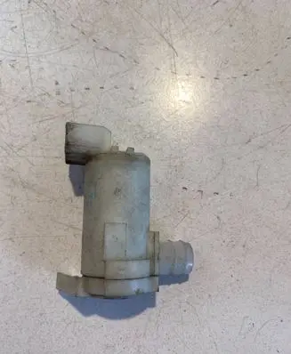 Nissan X-Trail T30 Windscreen/windshield washer pump 2224624