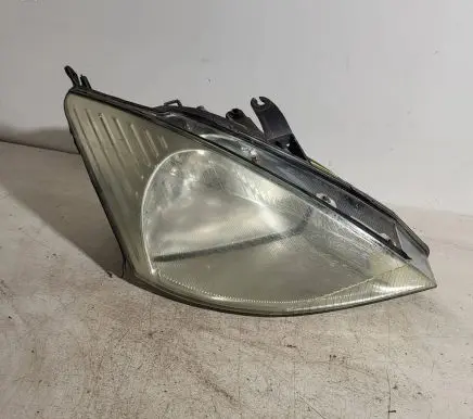 Ford Focus Headlight/headlamp E49421