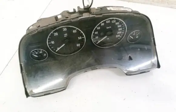 Opel Zafira A Speedometer (instrument cluster) 24461768 110080209