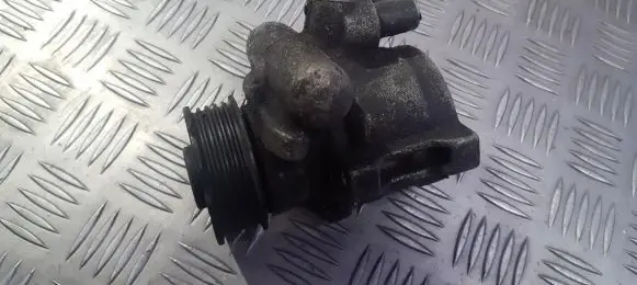 Ford Mondeo MK II Power steering pump 93BB3A674CB