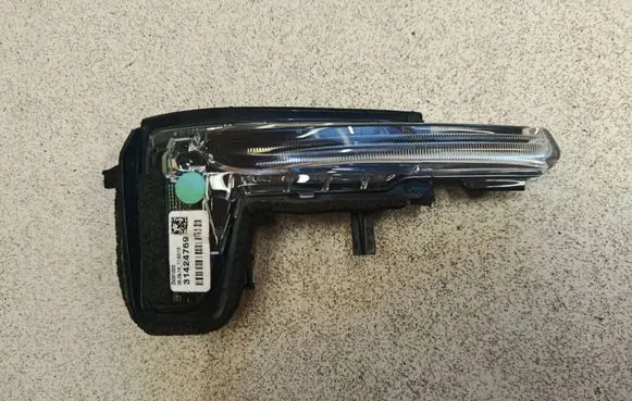 Volvo XC90 Mirror indicator light 31385686 31424769 Z9061220