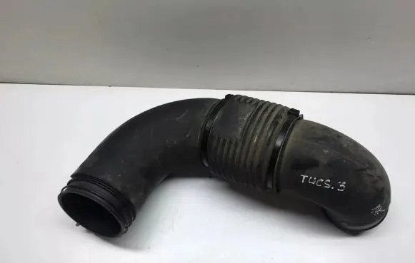 Hyundai Tucson JM Air intake hose/pipe 281302E200