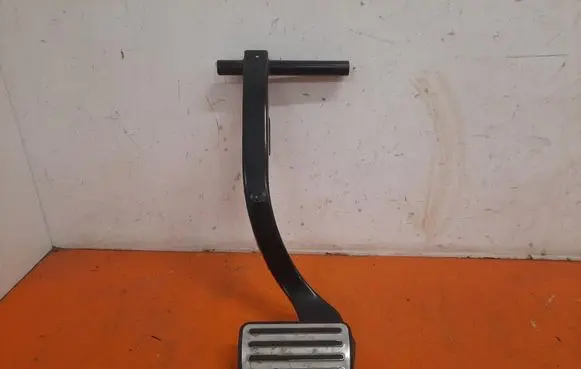 Audi Q7 4L Brake pedal 7L0723142B