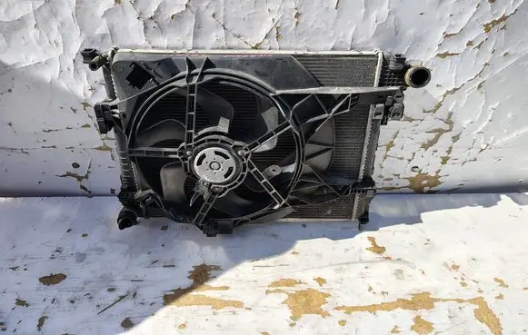 Vauxhall Vivaro A Radiator set 