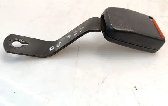 Volkswagen Polo II 86C 2F Front seatbelt buckle 867857756