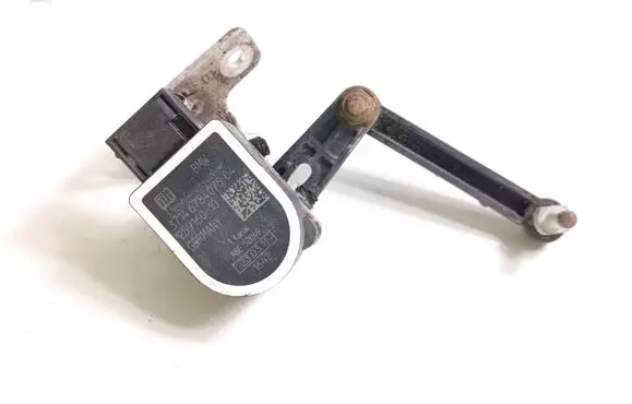 Headlight/headlamp level sensor