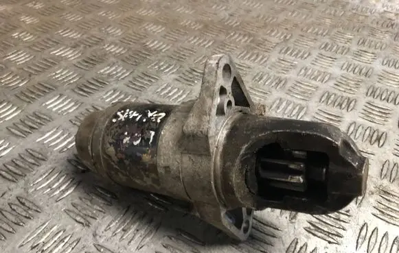 Subaru Legacy Starter motor 23300AA450 M000T30471