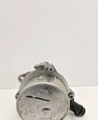 Renault Megane III Vacuum pump 705641000 146505272R 16T2050479
