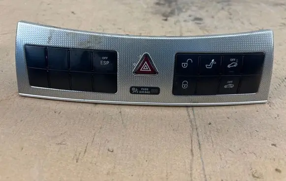 Mercedes-Benz CLK A209 C209 Hazard light switch A2096890031