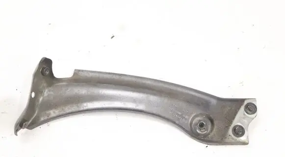 Skoda Superb B8 (3V) Fender mounting bracket 3V0821141