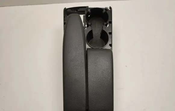 Mercedes-Benz C W204 Armrest A2046801939