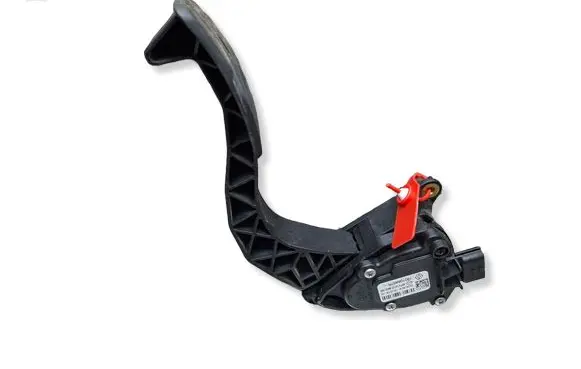 Dacia Duster II Accelerator throttle pedal S25071093 180108467R