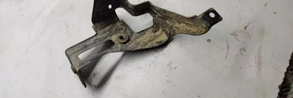 Audi A6 S6 C6 4F ABS pump bracket 03g131529b
