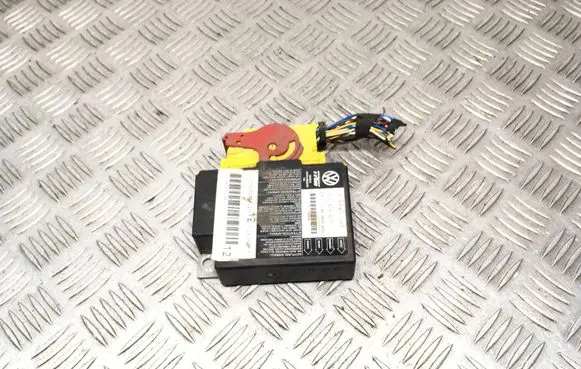 Volkswagen PASSAT B6 Airbag control unit/module 3C0909605J 391130 09H029S2521