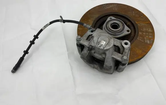 Volvo XC40 Front brake caliper 32329523 VL6303 32329522