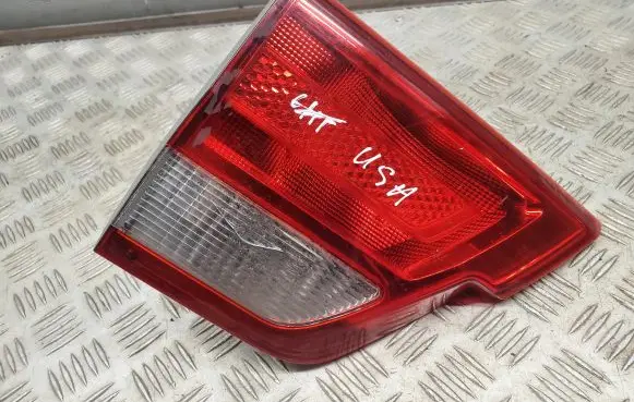 Jeep Grand Cherokee Tailgate rear/tail lights 57010275AE