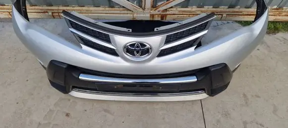 Toyota RAV 4 (XA40) Front bumper