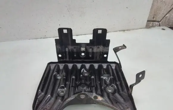 Nissan Murano Z50 Battery tray 