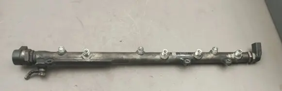 BMW 5 E60 E61 Fuel main line pipe 0445214008