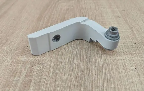 BMW X5 G05 Rear door lower hinge 7333093
