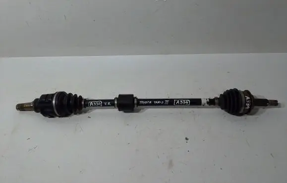 Toyota Yaris Front driveshaft 434100D660