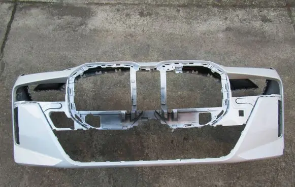 BMW 7 G70 Front bumper