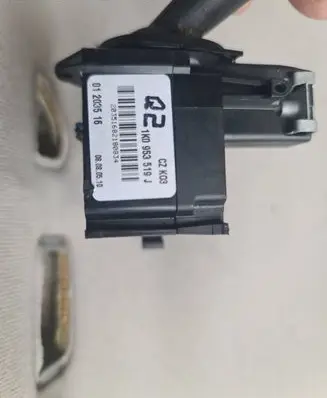 Volkswagen Golf VI Wiper control stalk 1K0953519J 01203516 20351682180834