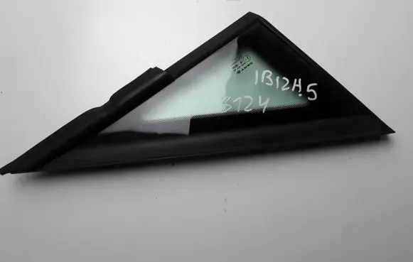 Seat Ibiza IV (6J,6P) Front triangle window/glass 43R001564