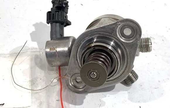 Ford Ecosport Fuel injection high pressure pump J1BG9D376AA