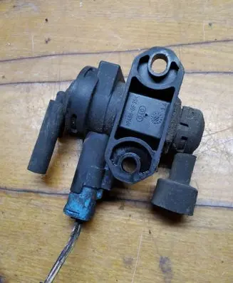 Renault Espace - Grand espace IV Breather valve 0928400309