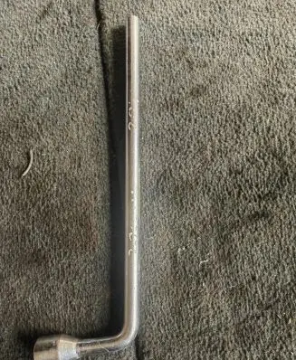 Mercedes-Benz C W204 Wheel nut wrench 