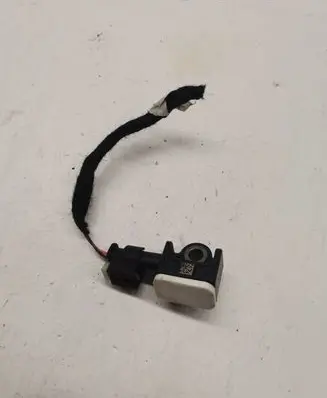 Mercedes-Benz GLE (W166 - C292) Airbag deployment crash/impact sensor A1668210151