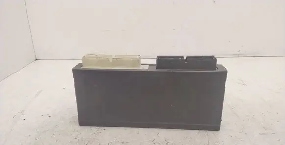 BMW 5 E34 Comfort/convenience module 61351379741 1379744 606140X01E