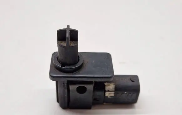 BMW 3 E46 Bonnet alarm switch sensor 8352229