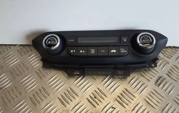 Honda CR-V Climate control unit 79600T1GG4 BM31A