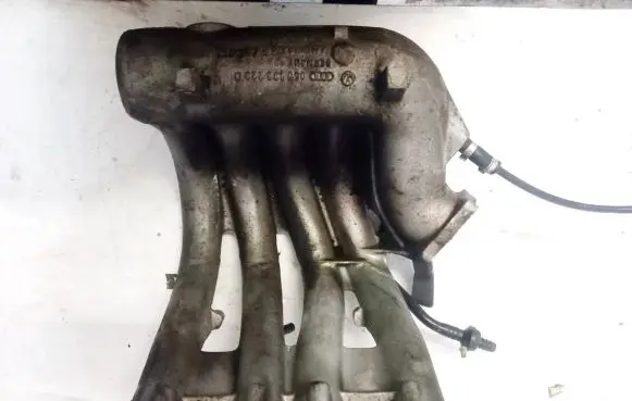 Audi A4 S4 B5 8D Intake manifold 050133223D