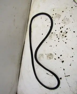 Opel Crossland X Rubber seal rear door GMAUTO4574097