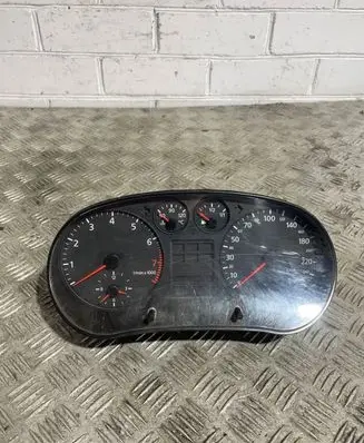 Audi A3 S3 8L Speedometer (instrument cluster) 8L0919860E 110008894002