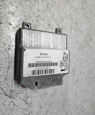 Mercedes-Benz E W210 Airbag control unit/module 0018202126