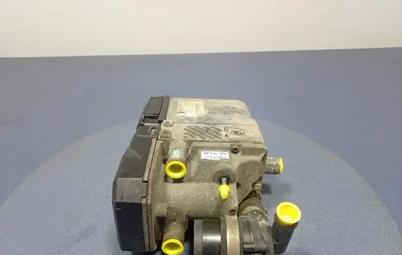 Saab 9-5 Auxiliary pre-heater (Webasto) 