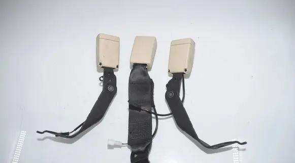BMW 7 G11 G12 Middle seatbelt buckle (rear) 7435906 7435905 7435930