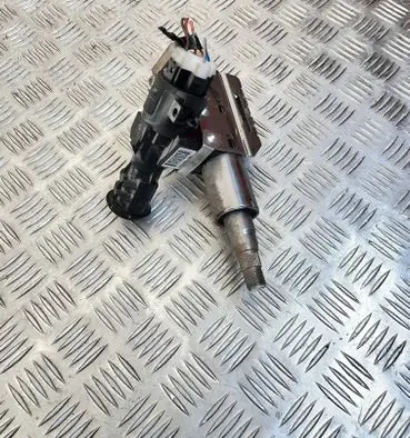 Opel Zafira B Ignition lock 51793869
