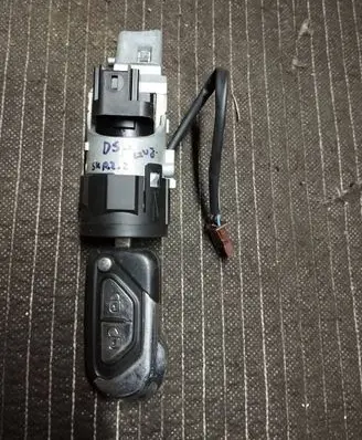 Citroen DS3 Ignition lock 9663123380