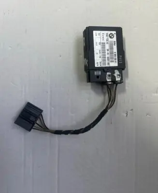 BMW 3 E90 E91 Door control unit/module 692643501 6926435 00401154A3
