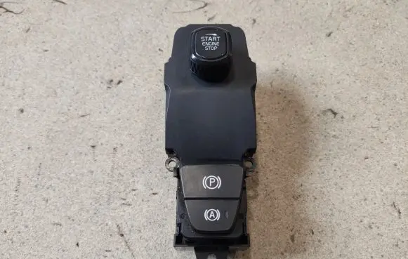Engine start stop button switch
