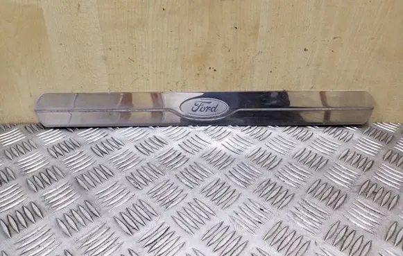 Ford Mondeo MK IV Front sill trim cover